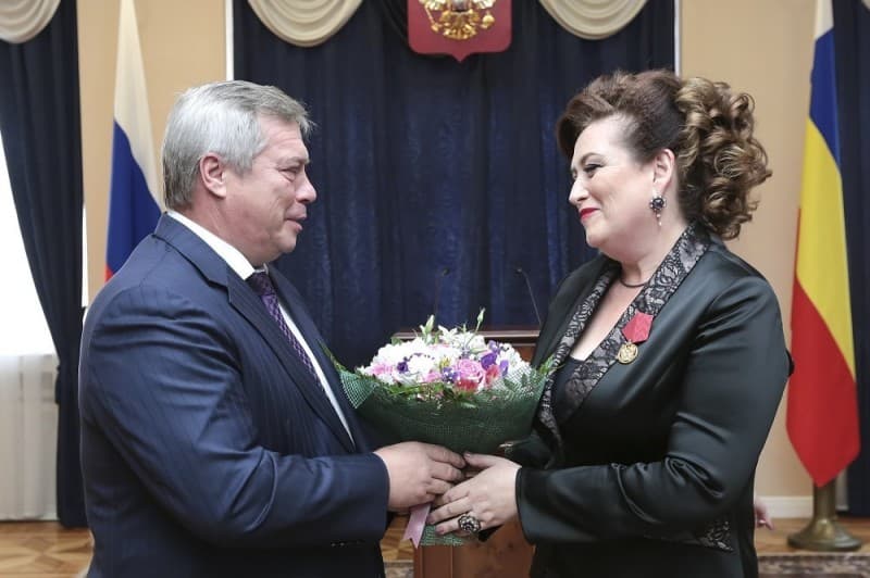Татьяна Быковская и губернатор Василий Голубев