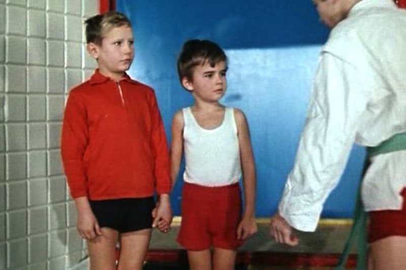 Валентин Иванов в детстве (кадр из фильма «Семь стариков и одна девушка»)