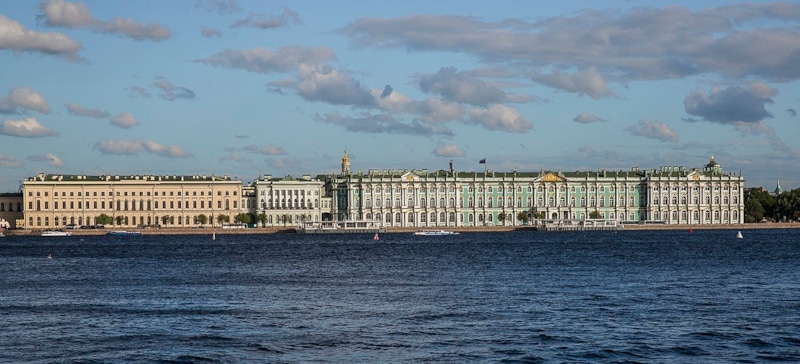 Эрмитаж (https://commons.wikimedia.org/wiki/Category:Hermitage_Museum#/media/File:Y1A2563_(21145318426).jpg) Эрмитаж (https://commons.wikimedia.org/wiki/Category:Hermitage_Museum#/media/File:Y1A2563_(21145318426).jpg)