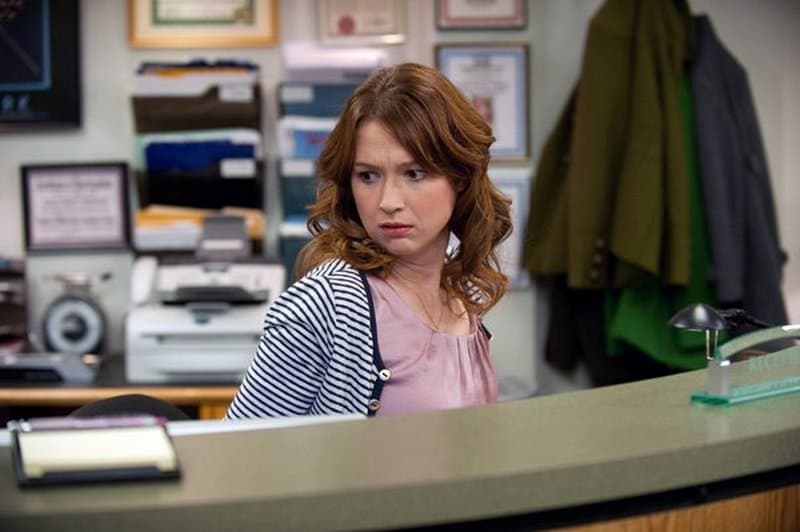 Элли Кемпер в сериале "Офис" .