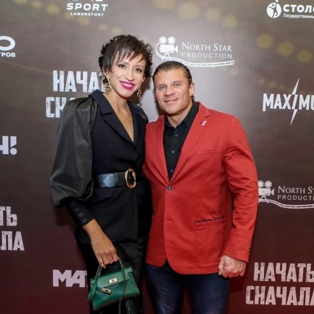 Елена Борщёва с мужем Валерием Юшкевичем Елена Борщёва с мужем Валерием Юшкевичем