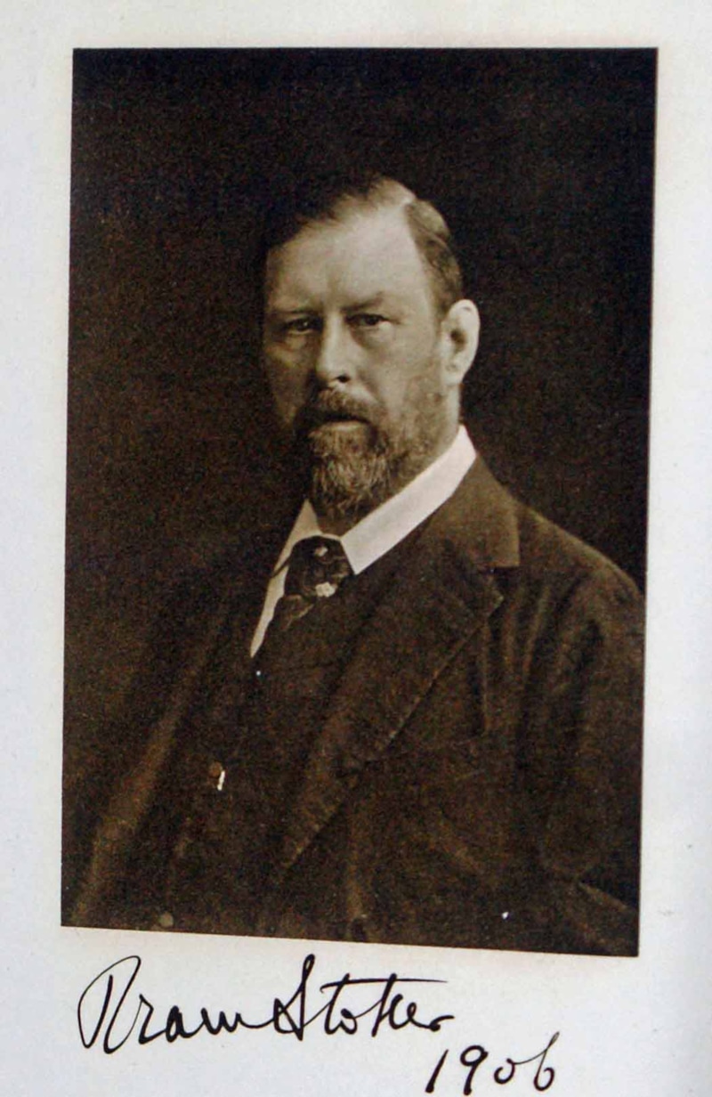 Писатель Брэм Стокер (https://commons.wikimedia.org/wiki/File:BramStokerDedicace.jpg) Писатель Брэм Стокер (https://commons.wikimedia.org/wiki/File:BramStokerDedicace.jpg)