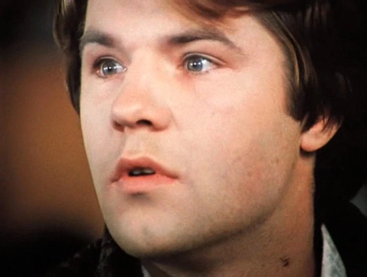 Актер Александр Фатюшин в фильме «Служебный роман» Актер Александр Фатюшин в фильме «Служебный роман»