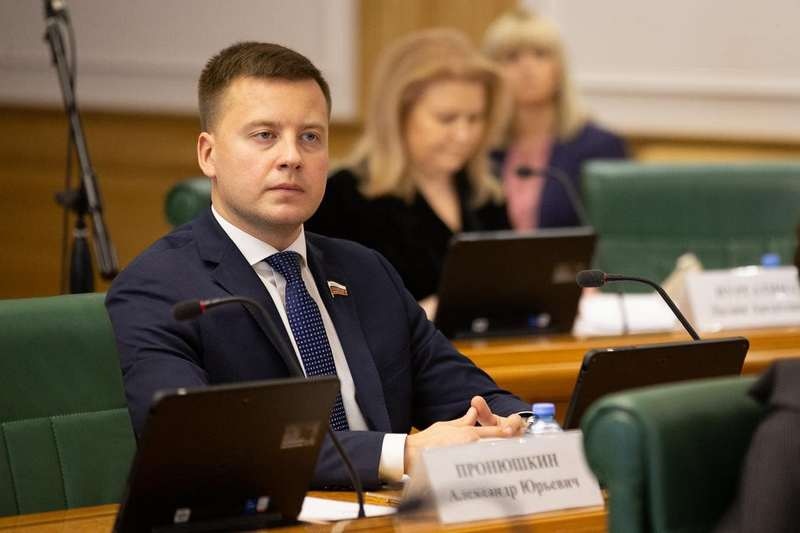Член Совета Федерации Александр Пронюшкин