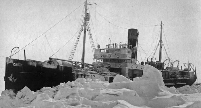 Георгий Седов и ледокол «Георгий Седов» в Арктике