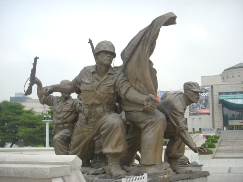 Корейская война, мемориал в Сеуле (https://www.thousandwonders.net/War+Memorial+of+Korea)