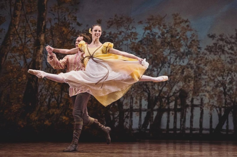 Балерина Марион Барбо