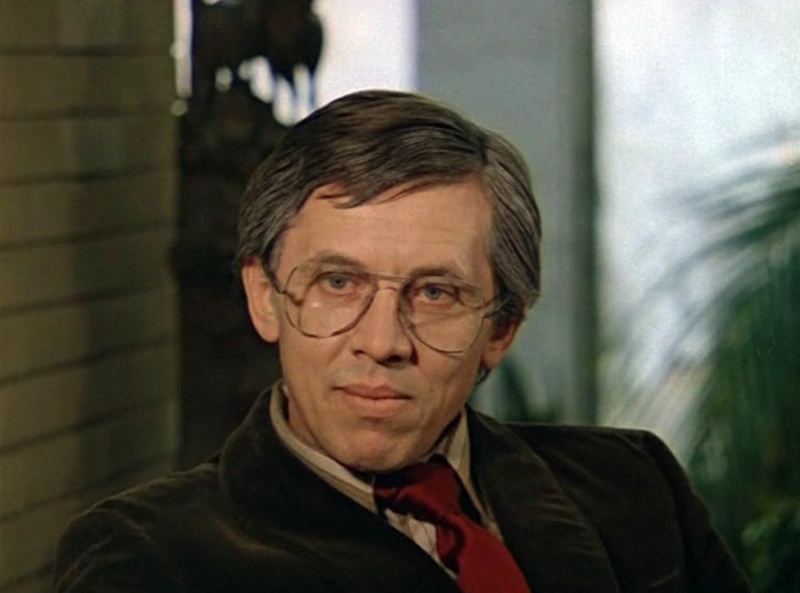 Валерий Золотухин в образе Киврина в музыкальном фильме «Чародеи» / Фото: IMDb Валерий Золотухин в образе Киврина в музыкальном фильме «Чародеи» / Фото: IMDb