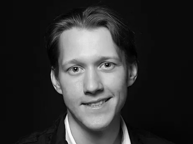 Максим Шахров 