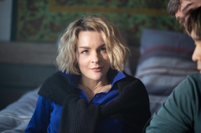 Дарья Урсуляк в образе Зои в сериале «Неукротимая Неупокоева» / Фото: Кинориум