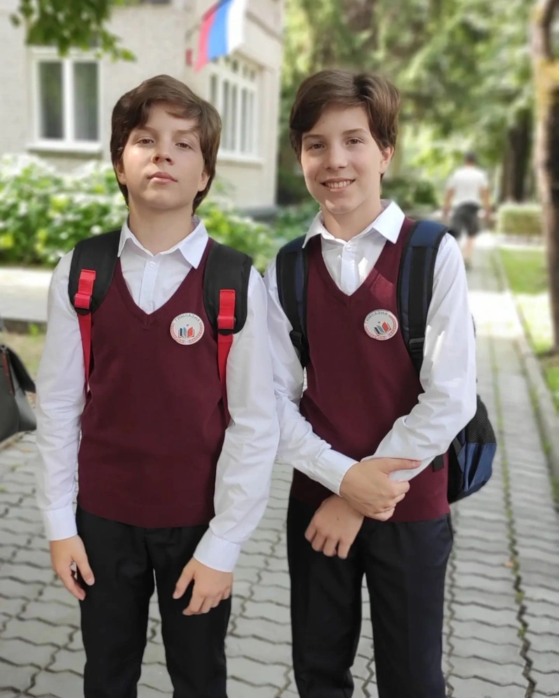 Артем Борзовский и Роман Борзовский