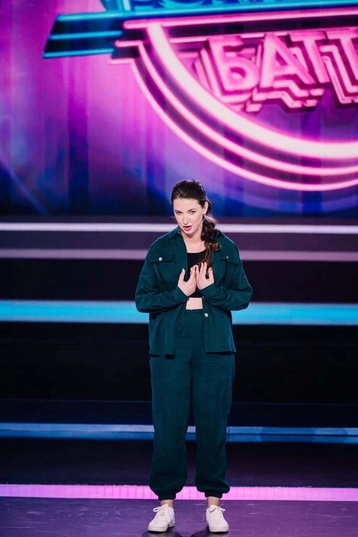 Надежда Бобрышева в шоу «Comedy Баттл» Надежда Бобрышева в шоу «Comedy Баттл»