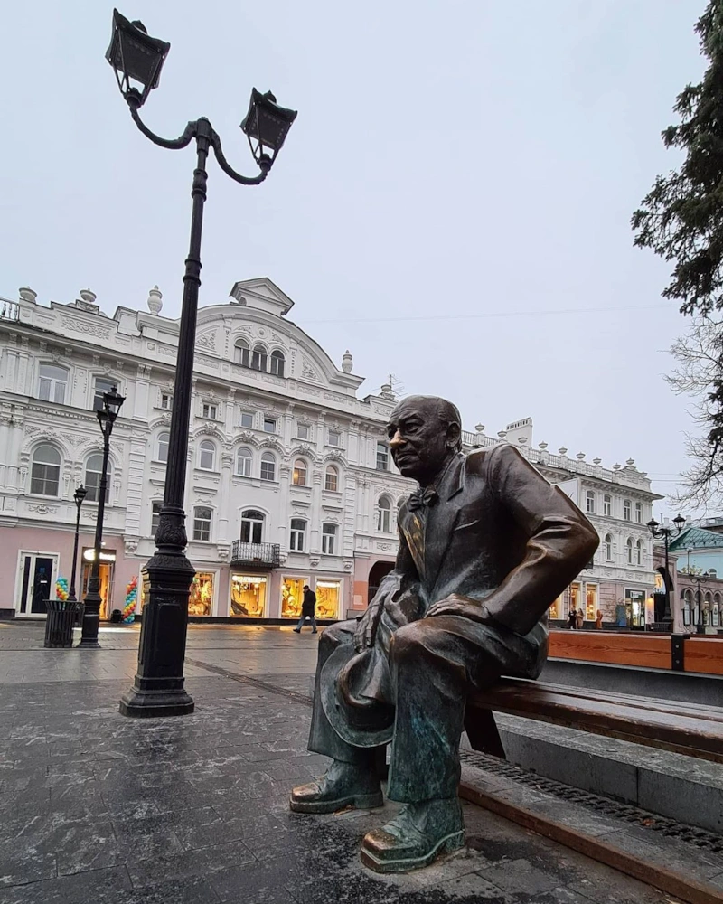 Памятник Евстигнееву В Нижнем Новгороде Фото