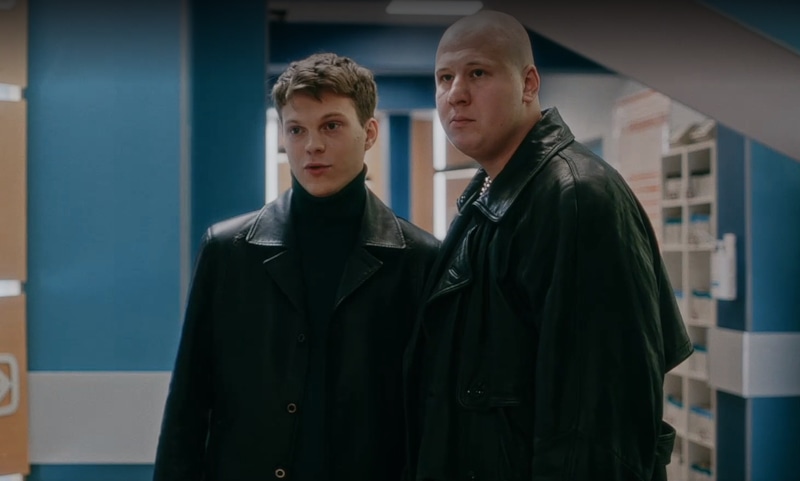 Масса (Савелий Наумов) и Фил (Влад Коноплев) / Фото: Кадр из сериала «Отмороженные» Масса (Савелий Наумов) и Фил (Влад Коноплев) / Фото: Кадр из сериала «Отмороженные»