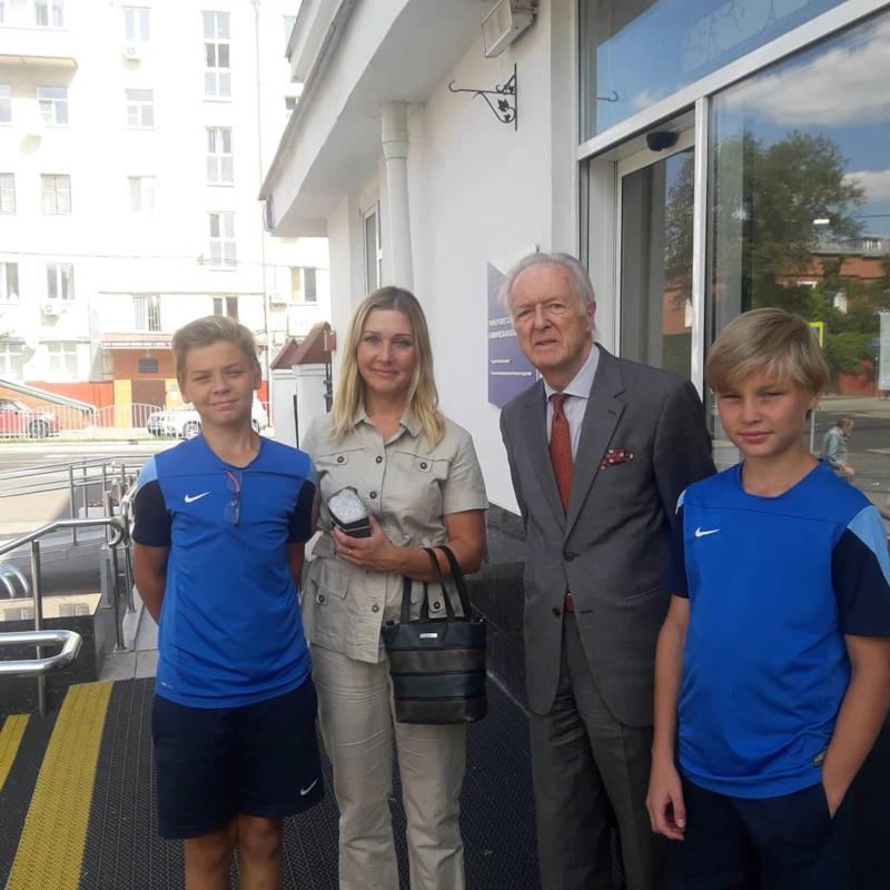 Анна Тихонова, ее дети и Никита Лобановский-Ростовский