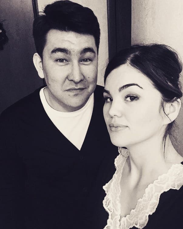 Азамат мусагалиев с женой фото