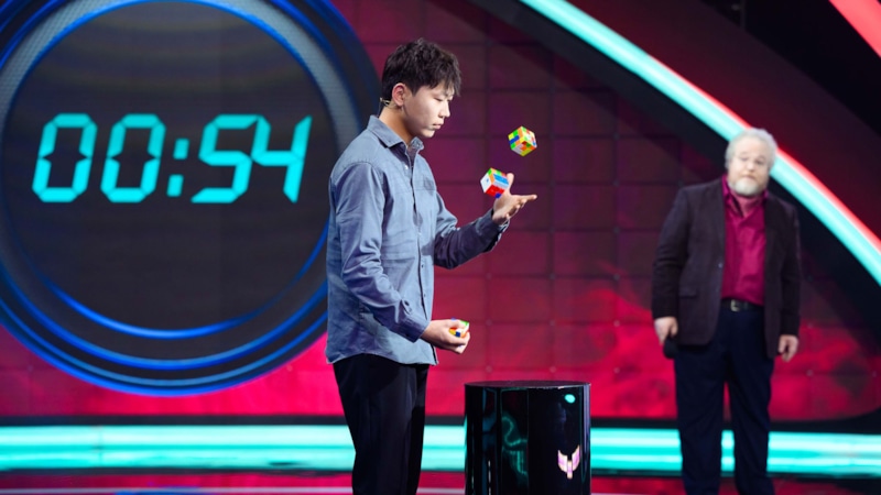 Ли Джихао в шоу «Удивительные люди»