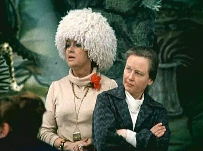 Людмила Цветкова в фильме «Гараж»