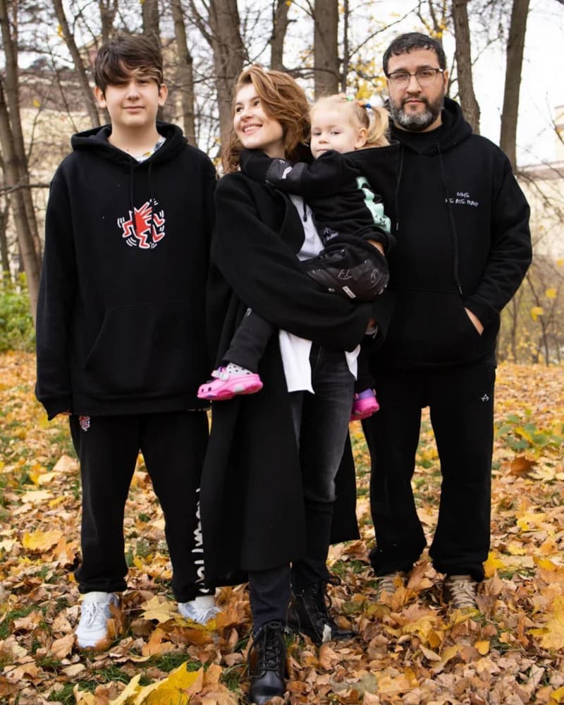 Анна цуканова котт фото с мужем и детьми