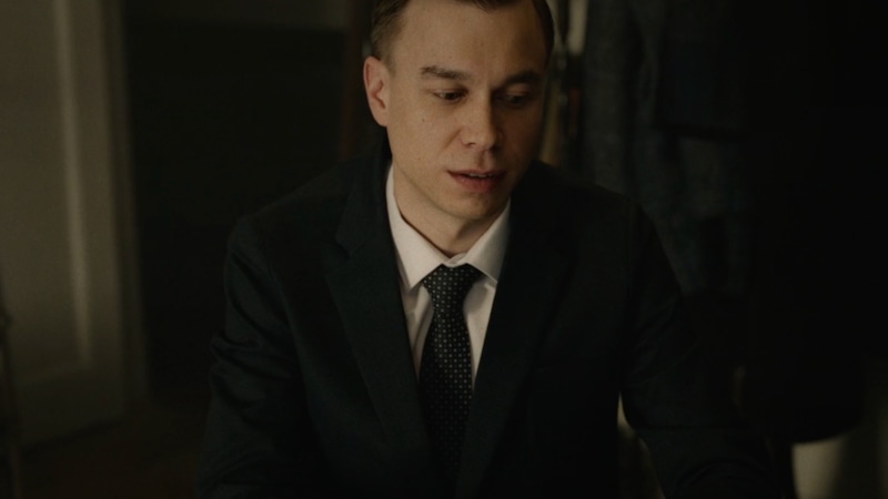 Михаил Гаврилов в образе Маслова / Фото: Кадр из сериала «Большой дом» Михаил Гаврилов в образе Маслова / Фото: Кадр из сериала «Большой дом»