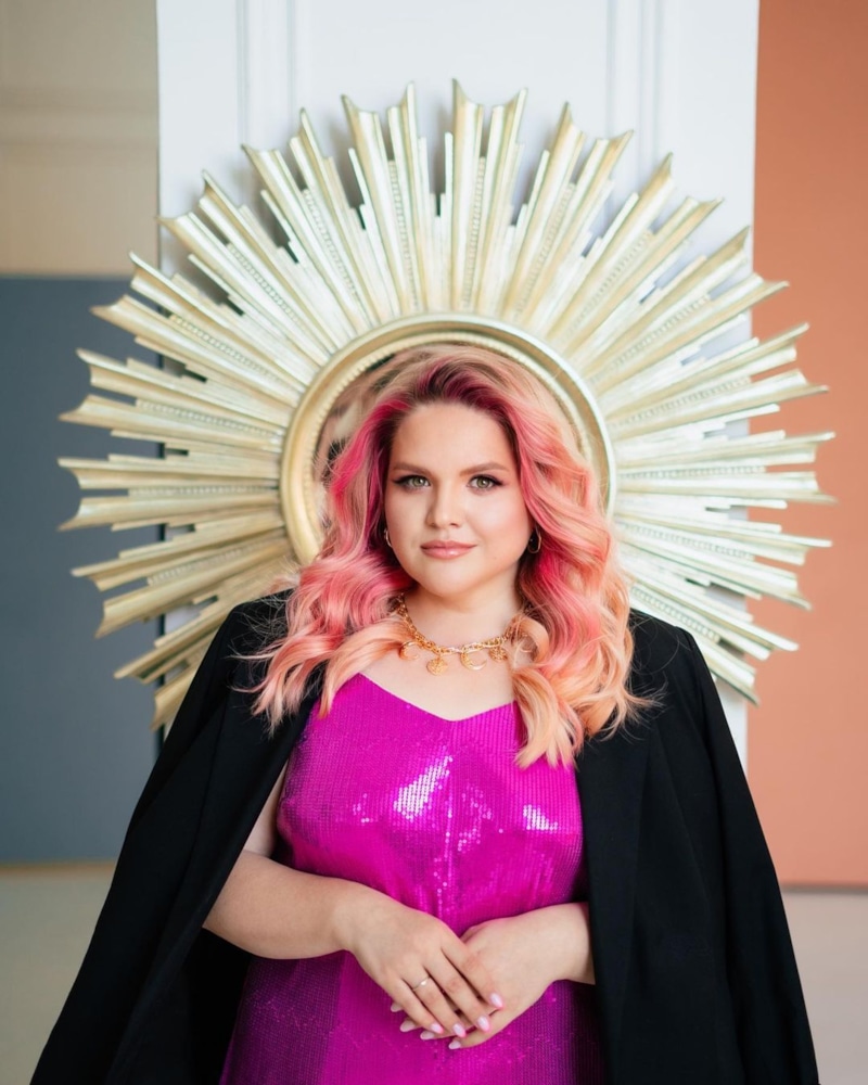 Астролог и певица Ольга Баштовая