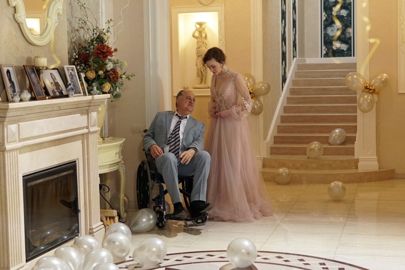 Кадр из сериала «Бедная родственница»