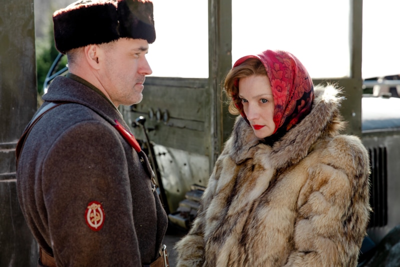 Зинаида (Екатерина Вилкова) и Федор Кириллов (Павел Трубинер) в сериале «Банда "ЗИГ ЗАГ"» / Фото: Кинориум