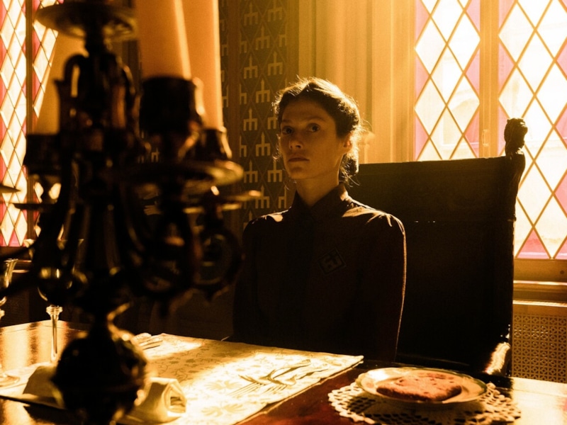 Ирина Мартыненко в образе Смолиной в сериале «Иные» / Фото: Кинориум Ирина Мартыненко в образе Смолиной в сериале «Иные» / Фото: Кинориум