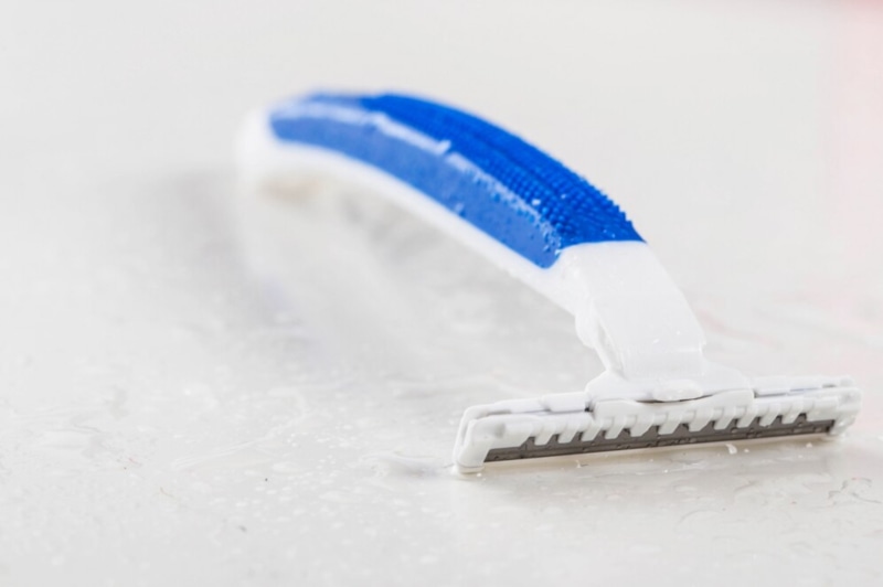 Заточка бритвы: подручные средства