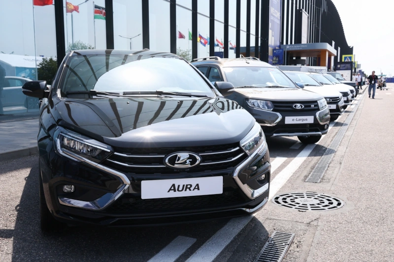 Дан старт серийному производству нового автомобиля Lada Aura Дан старт серийному производству нового автомобиля Lada Aura
