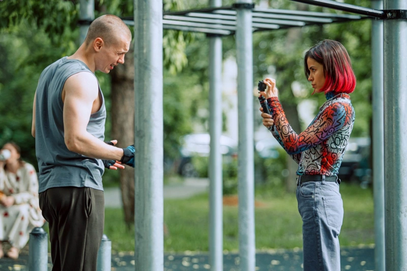 Антон Артемьев и Кристина Кучеренко в сериале «АльфаРомео» Антон Артемьев и Кристина Кучеренко в сериале «АльфаРомео»