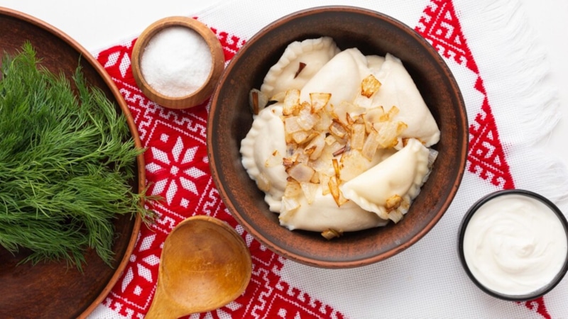 Вареники с сырой картошкой: быстрый рецепт