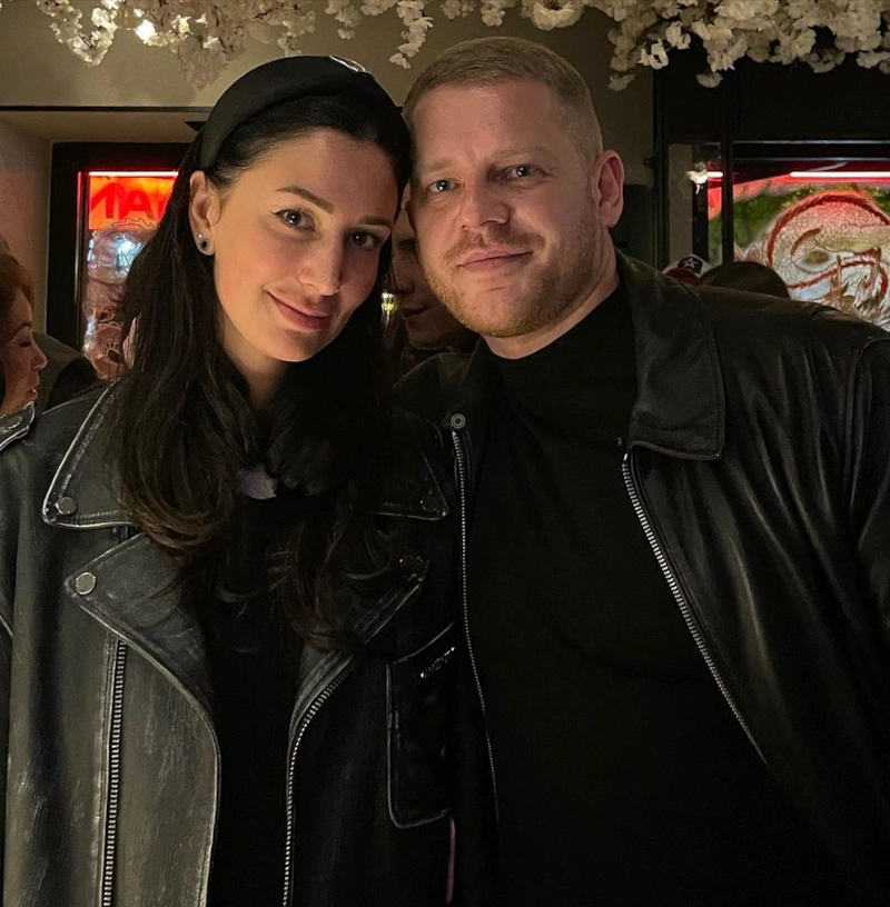 Никита Шалюков и его девушка