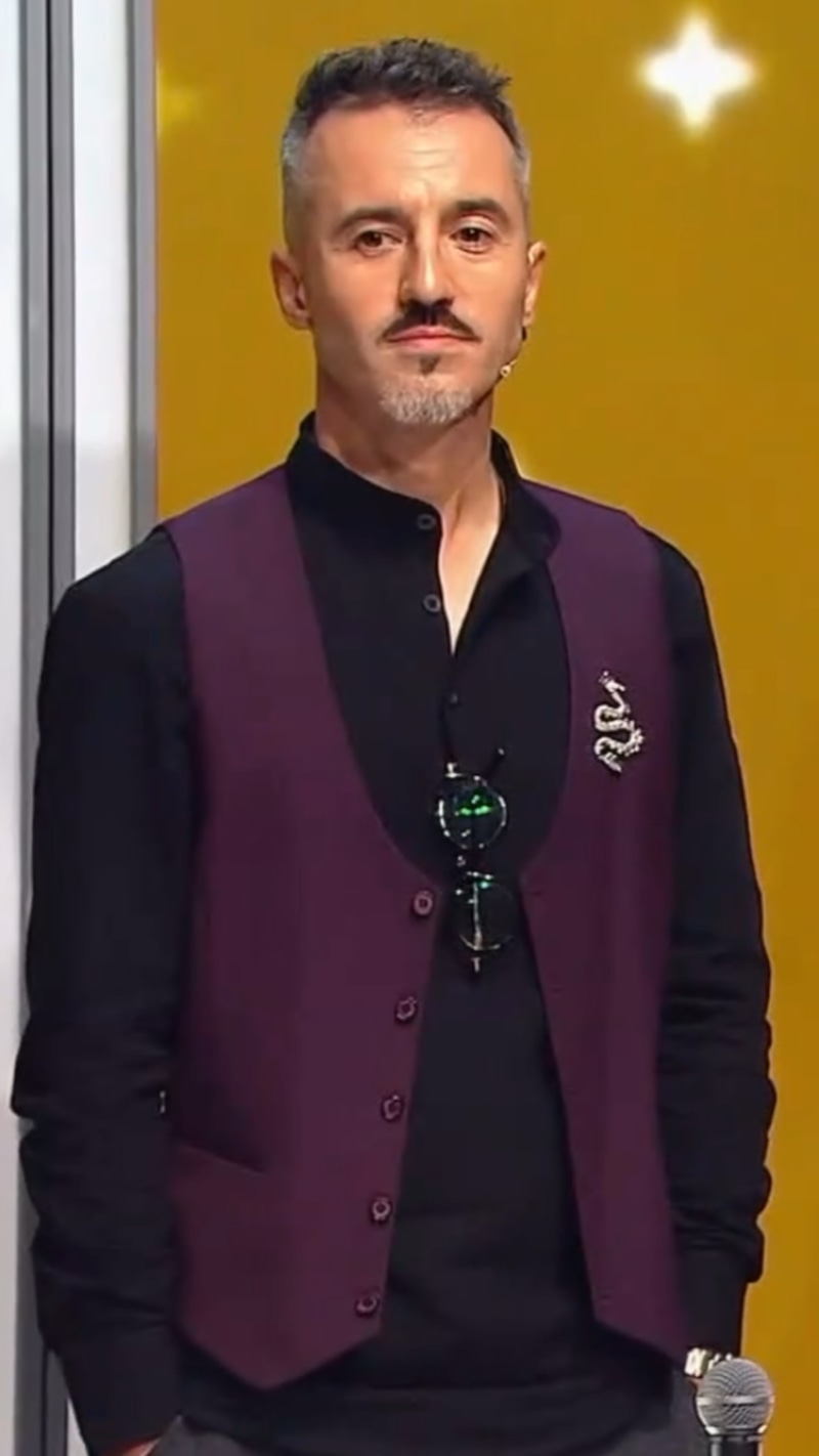 Тимур Ёлчин в шоу «Ну-ка, все вместе!» Тимур Ёлчин в шоу «Ну-ка, все вместе!»