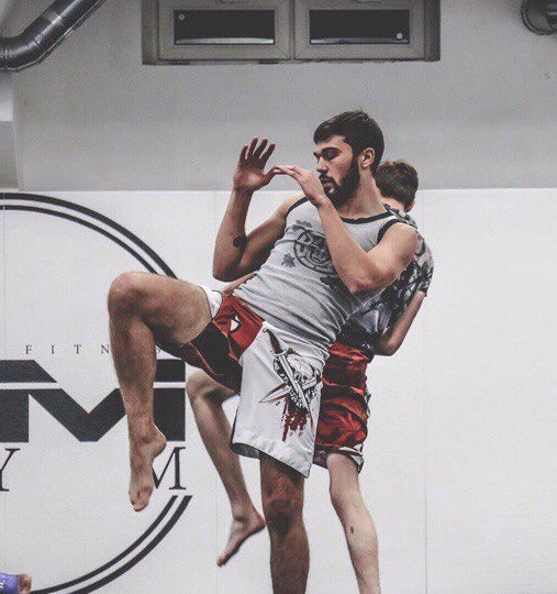 Василий Кирющенко занимался ММА