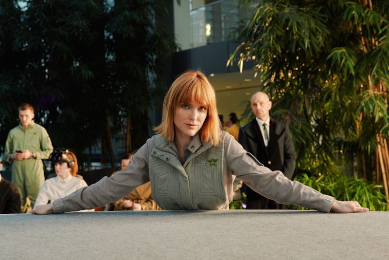 Александра Черкасова-Служитель в сериале «Подростки в космосе»