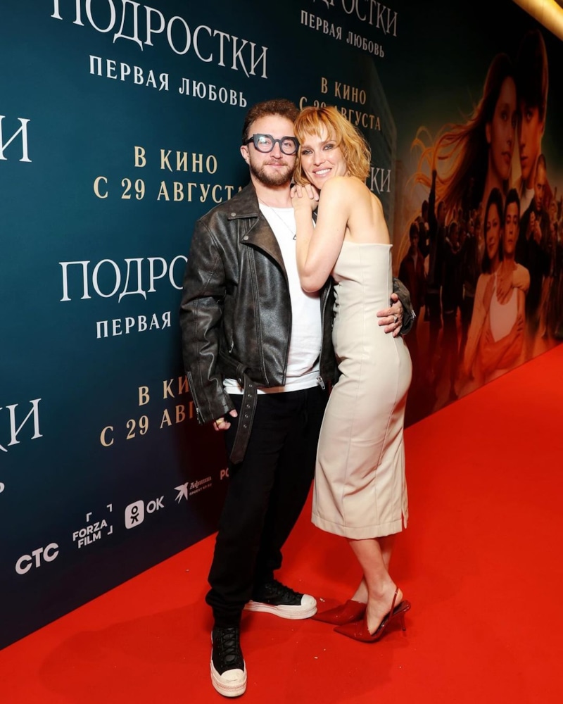 Александра Черкасова-Служитель с мужем