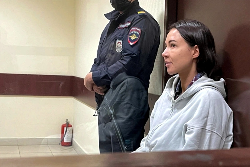 Лерчек оказалась под арестом вместе с подельниками Лерчек оказалась под арестом вместе с подельниками
