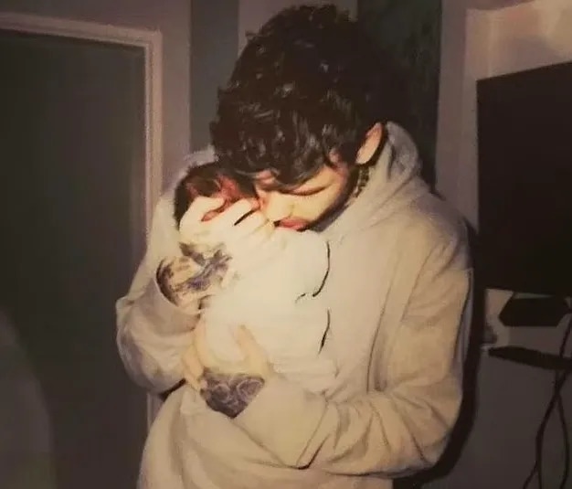 Лиам Пейн с ребенком Лиам Пейн с ребенком