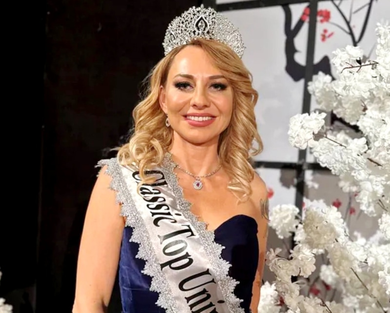 Ольга Игнатьева из Москвы завоевала главный приз конкурса «Миссис Вселенная»