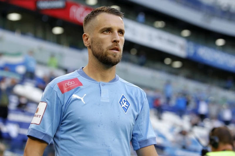 Дмитрий Комбаров в «Крыльях Советов» Дмитрий Комбаров в «Крыльях Советов»