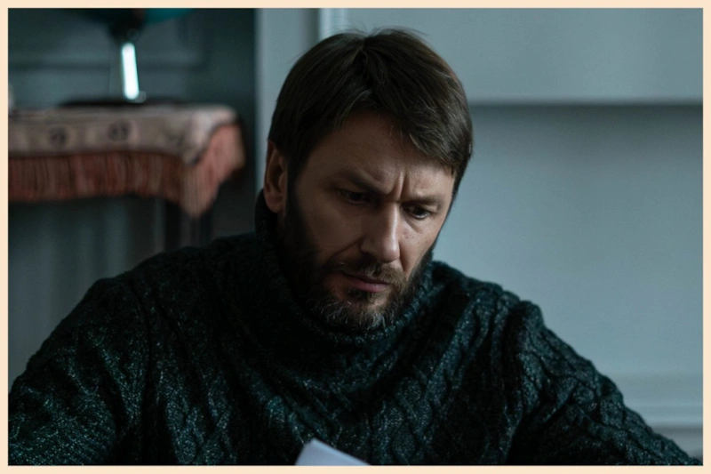 Александр Константинов в сериале «Полярный папа» Александр Константинов в сериале «Полярный папа»