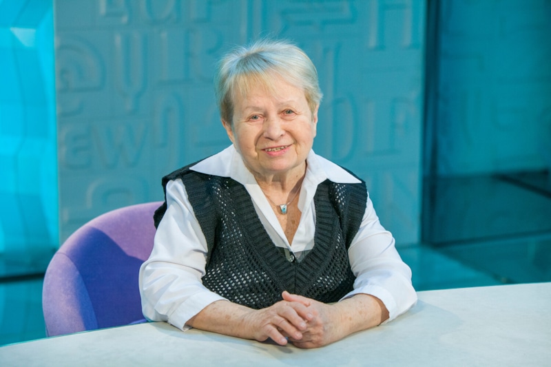 Александра Пахмутова удостоена звания Героя труда