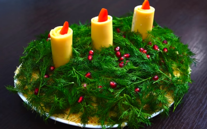 Салат «Новогодние свечи»: изюминка стола