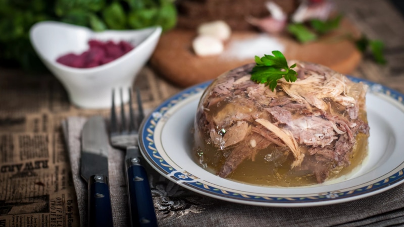 Холодец в меню: польза для здоровья