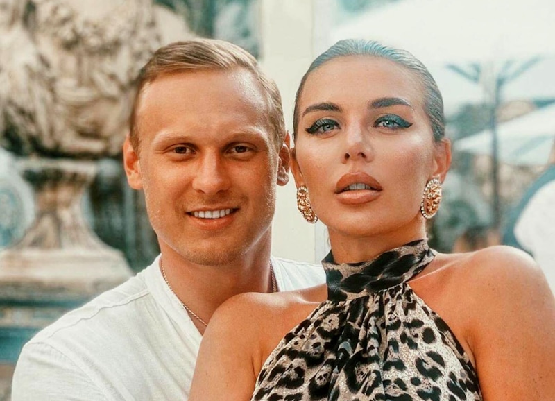 Анна Седокова в больнице после гибели Яниса Тиммы: СМИ раскопали подоплеку трагедии Анна Седокова в больнице после гибели Яниса Тиммы: СМИ раскопали подоплеку трагедии