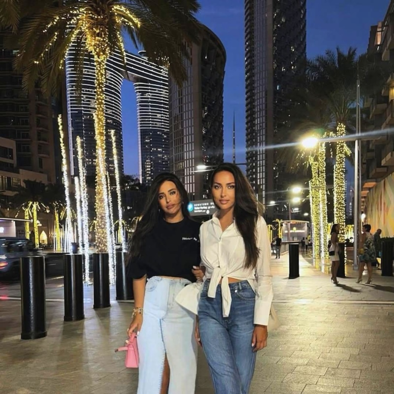 Яна Юхананова и Алсу Яна Юхананова и Алсу