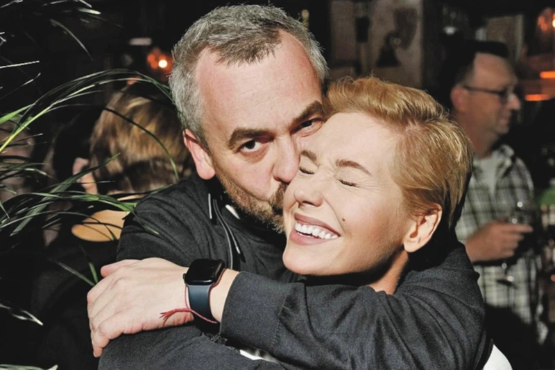 Новым избранником Кристины Асмус стал продюсер Илья Бурец