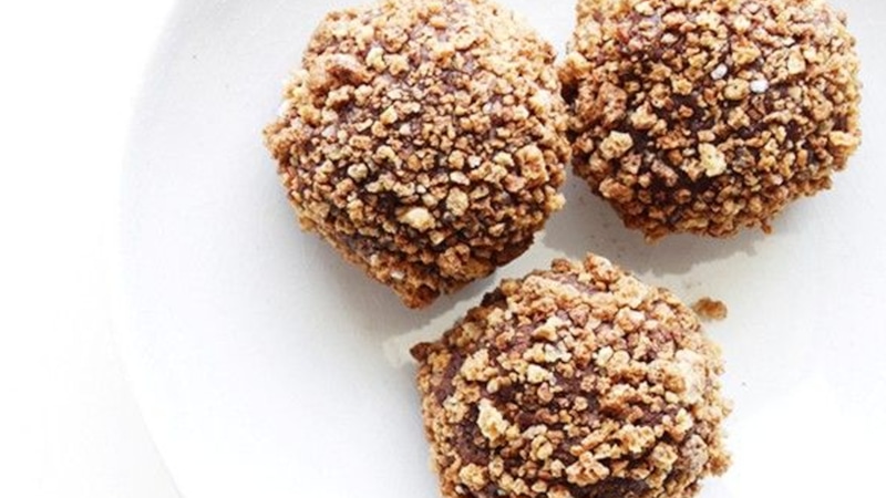 Домашние конфеты: шоколад и орехи