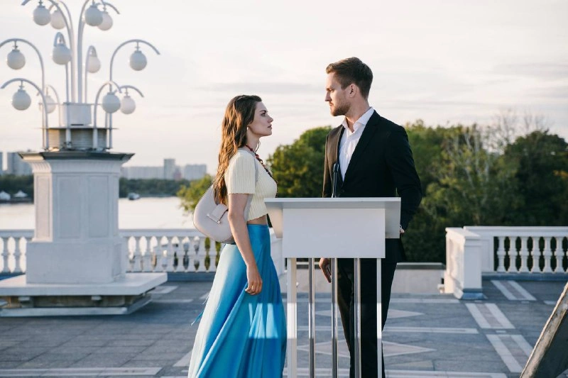 Лиана Гриба и Никита Волков в сериале «Постучись в мою дверь в Москве» Лиана Гриба и Никита Волков в сериале «Постучись в мою дверь в Москве»